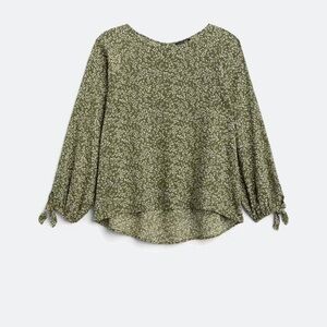 Papermoon Larie Stitch Fix Green Blouse with Tie Sleeves